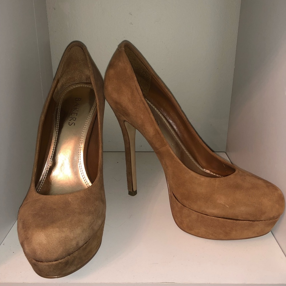 Taupe high heels bakers